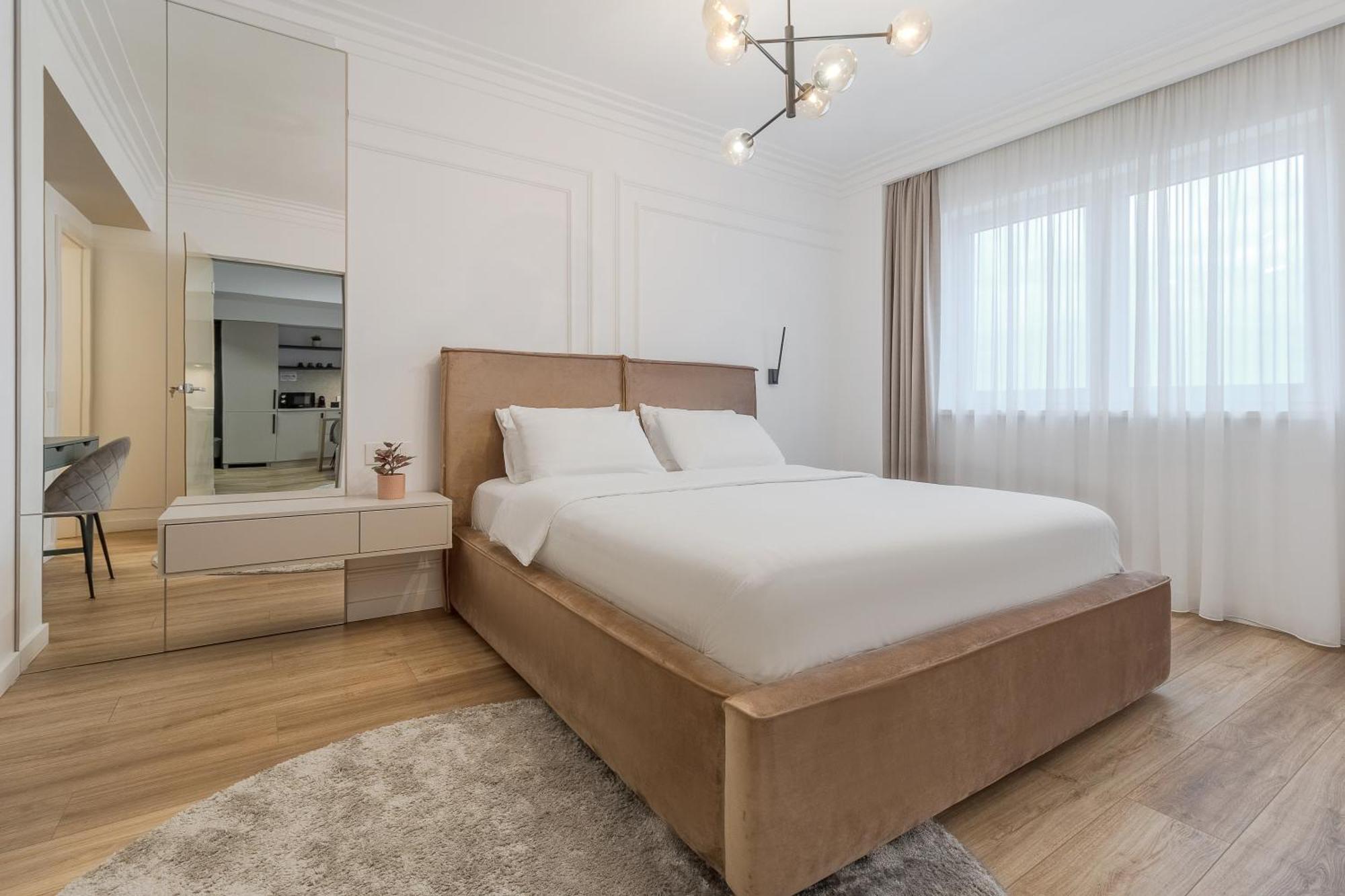 Modern Muse Apartment Oradea Buitenkant foto